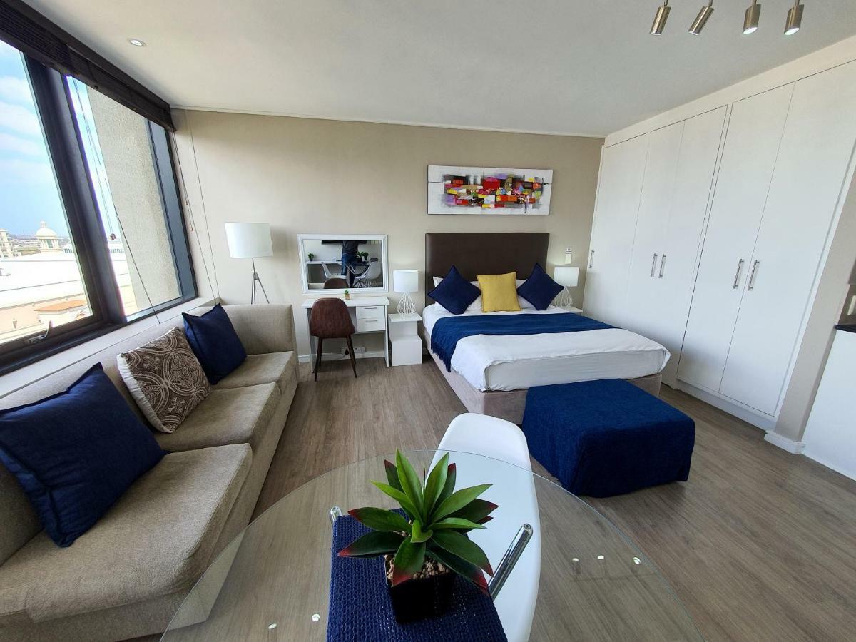 Manhattan Luxury Apartments เคปทาวน์ ภายนอก รูปภาพ